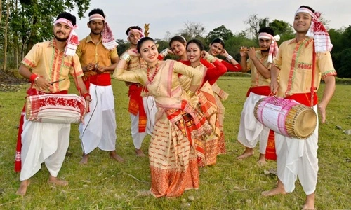 Traditional Dress of Assam [For Men & Women]