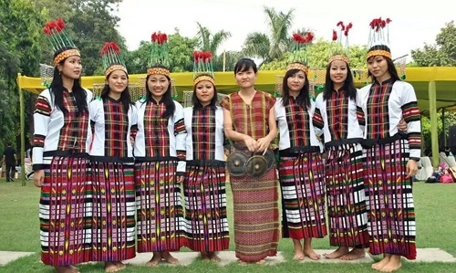 Traditional Dress of Mizoram [For Men & Women]
