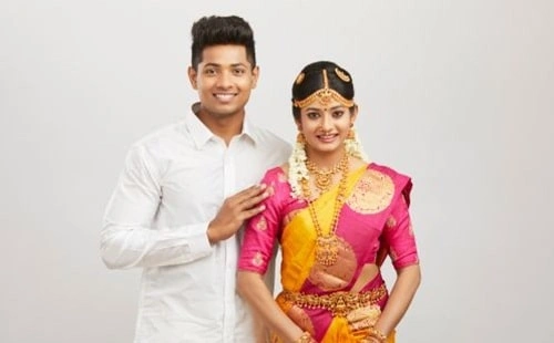 Traditional Dress of Tamil Nadu [For Men & Women]